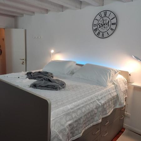 Jennifer House. Trento Bagian luar foto