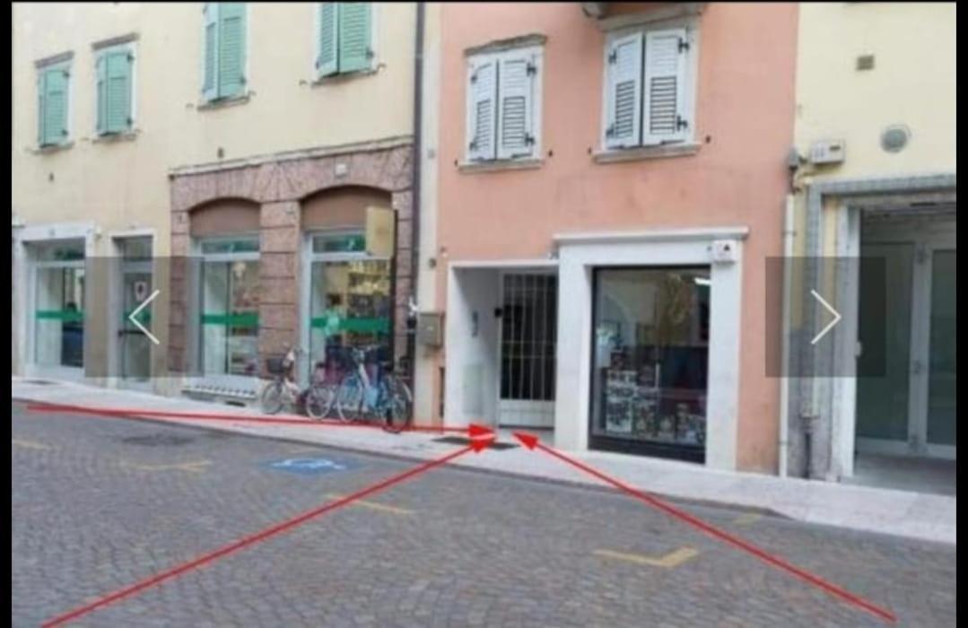 Jennifer House. Trento Bagian luar foto