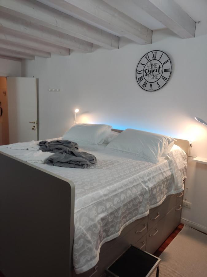 Jennifer House. Trento Bagian luar foto